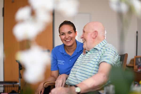 Pflegefachkraft im ambulanten Dienst (m/w/d) - Ihr neuer Arbeitsplatz mit attraktiven Arbeitszeiten! Baienfurt - Stiftung Liebenau Sozialstation St. Anna Baienfurt - Praxia