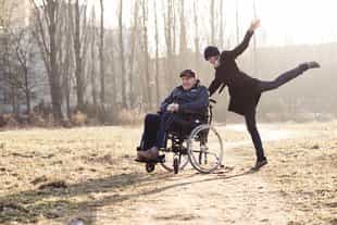 Gelernte Pflegehilfskraft (m/w/d) im 3-Schicht-System - Kommen Sie zu uns ins Herz Kreuzbergs! Berlin - Pflegewohnheim "Am Kreuzberg" - Praxia