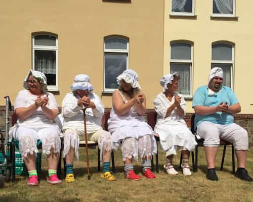 Pflegefachkraft (m/w/d) - Wir sind auf der Suche nach Dir! Demmin - Dieter Söffky - Wohnpark am Klostersee - Praxia