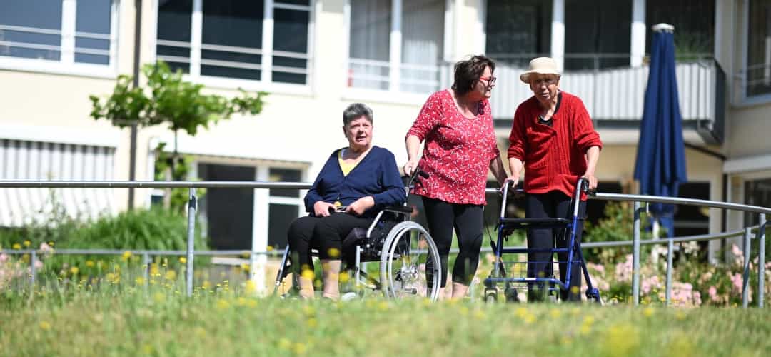 Pflegefachkraft (m/w/d) - Hier können Sie durchstarten! Immenstaad am Bodensee - Stiftung Liebenau Haus der Pflege St. Vinzenz-Pallotti - Praxia