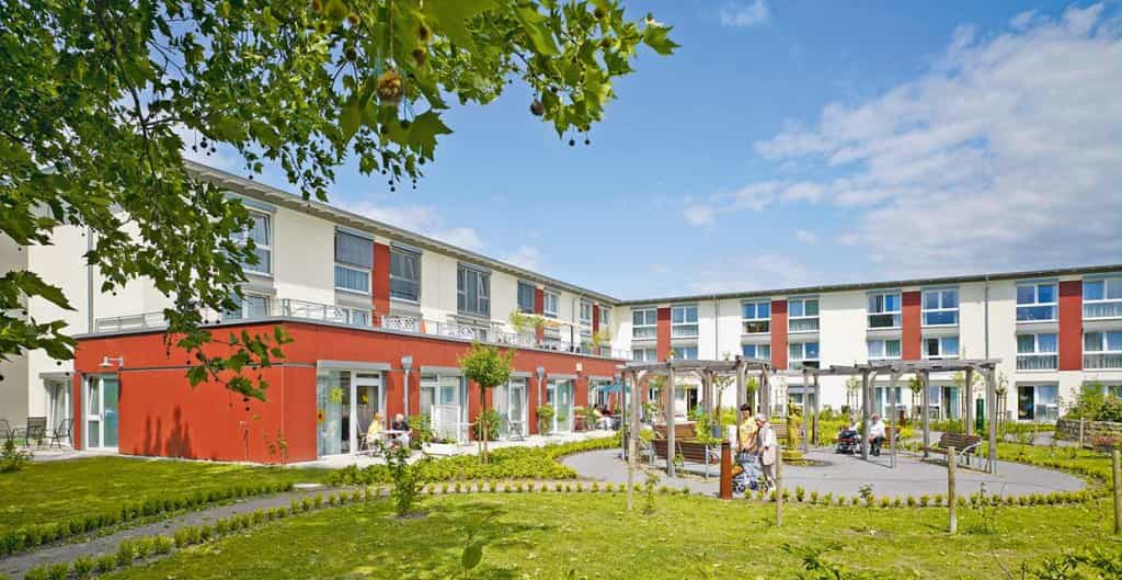 Pflegefachkraft (m/w/d) - Willkommen in einem Team, das Herz zeigt - DSG Pflegewohnstift An der Schützenallee - Praxia