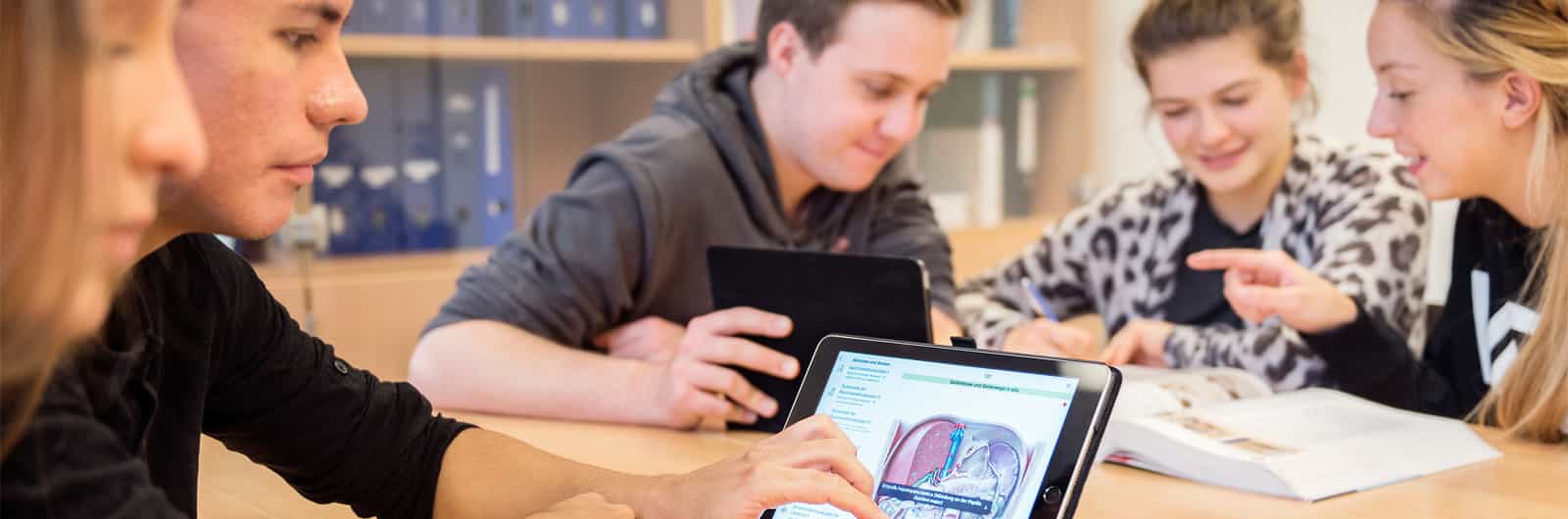 Pflegefachkraft (m/w/d) Operative Intensivstation - Bei uns startet Ihre Zukunft! Kiel - Städtisches Krankenhaus Kiel - Praxia