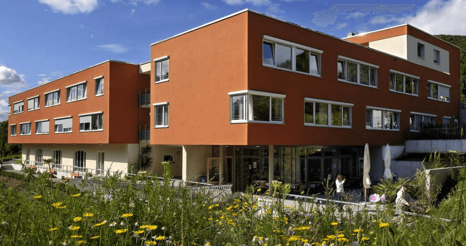 Pflegefachkraft (m/w/d) - Ein tolles Team wartet auf Sie! Reutlingen - BruderhausDiakonie Seniorenzentrum Gönningen - Praxia