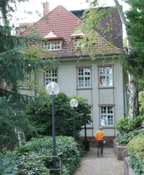 Pädagogische Fachkraft (m/w/d) - Wir helfen hier und jetzt! Pirmasens - ASB Villa Wasgaublick - Praxia