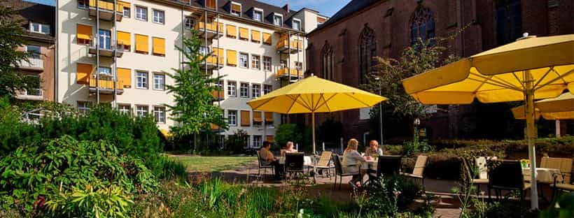 Wohnbereichsleitung (m/w/d) - Wir freuen uns auf Sie! Köln - Cellitinnen-Seniorenhaus St. Anna - Praxia