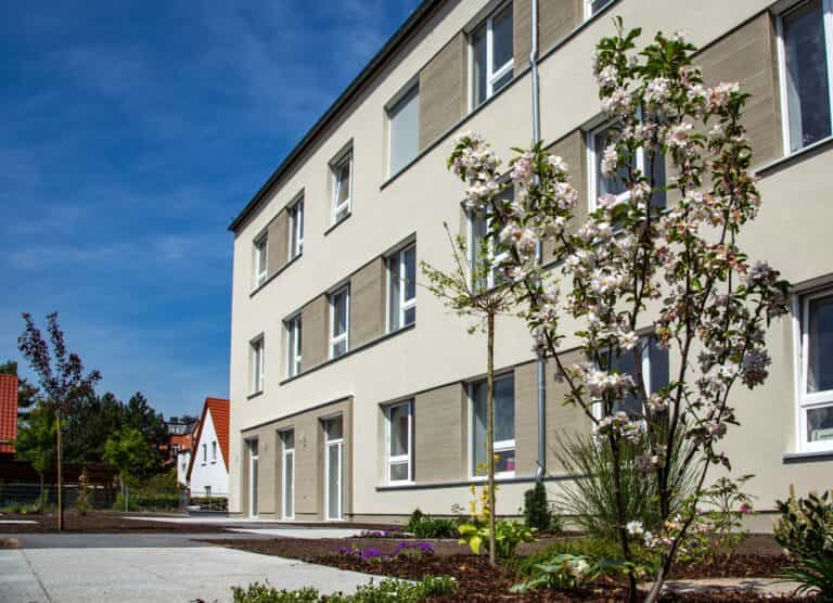 Pflegefachkraft (m/w/d) mit Zusatzqualifikation Praxisanleitung - Weil Superheld:in kein Beruf ist! Mühlhausen/Thüringen - Linimed Intensivpflege in Mühlhausen - Praxia