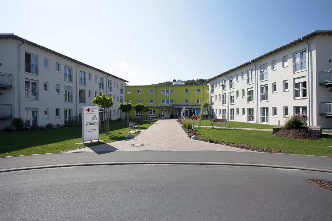 Pflegefachkraft (w/m/d) - Tolle Rahmenbedingungen beim Top-Arbeitgeber! - BRK - Wohn- und Pflegeheim "Am Weidengarten" - Praxia