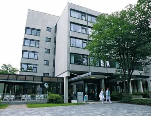 Pflegefachkraft (w/m/d) Innere Medizin - Werden Sie Teil unseres Krankenhauses!  - Krankenhaus Martha-Maria München - Praxia