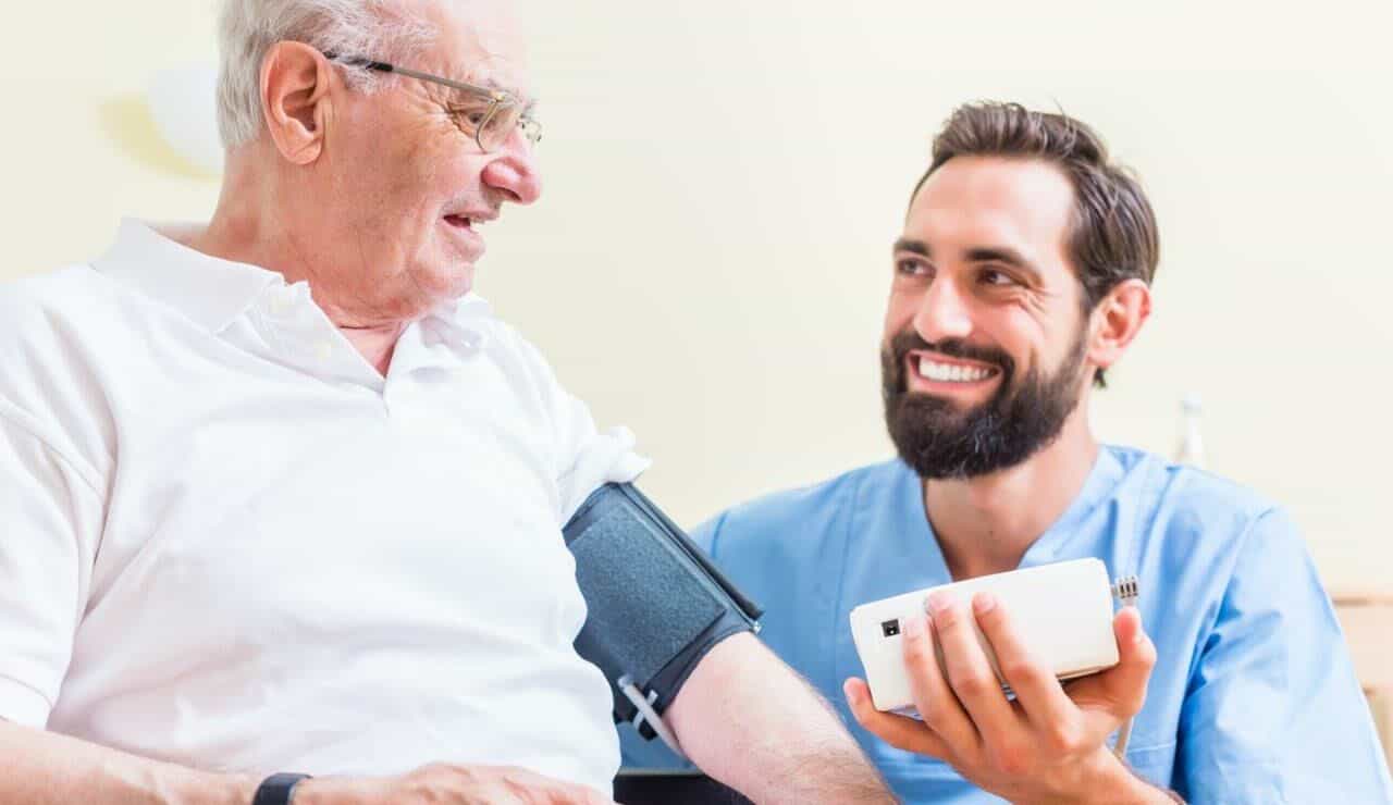 Pflegefachassistenz (m/w/d) im Früh- und Spätdienst in Teilzeit (30h) - Teamplayer:in mit Herz gesucht! Soest - Adolf-Clarenbach-Haus - Praxia