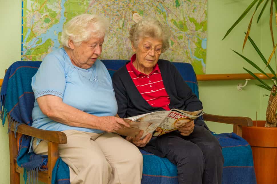 Wohnbereichsleitung (m/w/d) - Wir bieten Dir alle Möglichkeiten! Berlin - Alloheim Senioren-Residenz Lichterfelde - Praxia