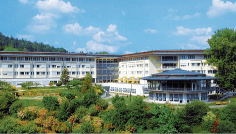 Medizinische:r Fachangestellte:r (m/w/d) für die Pflege - Gemeinsam sind wir stärker!  Bad Herrenalb - SRH Gesundheitszentrum Bad Herrenalb - Praxia