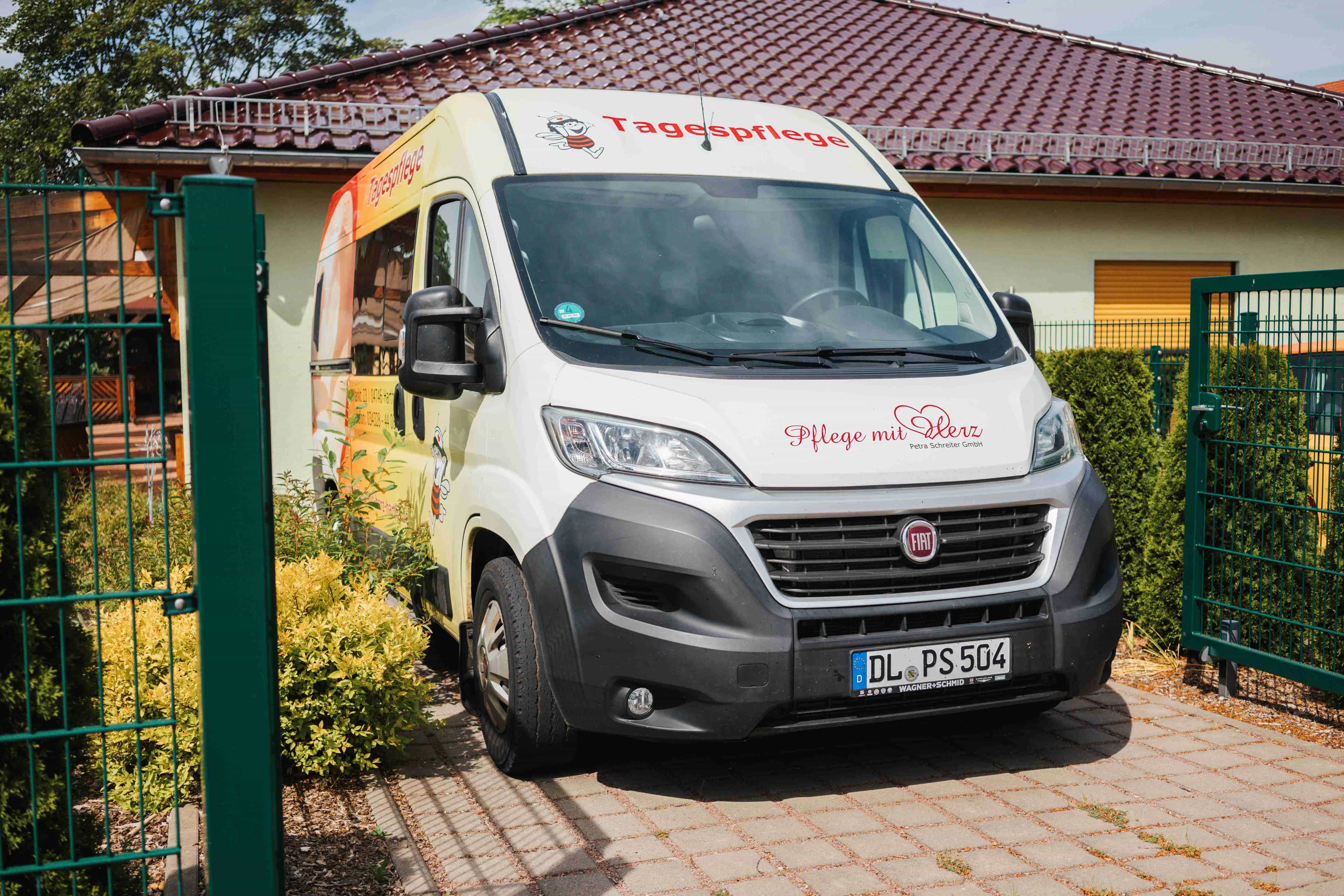 Pflegefachkraft mit Verantwortung für Pflegedokumentation (m/w/d) - Dein neuer Arbeitsplatz in einem Team, auf das Du zählen kannst! Hartha - Ambulante Pflege mit Herz Petra Schreiter - Praxia