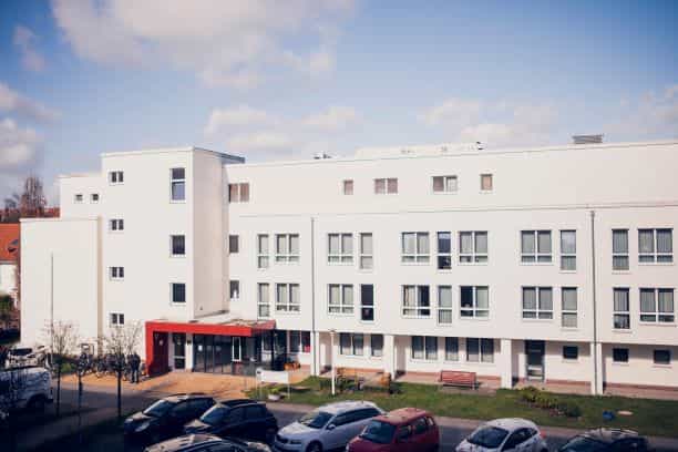 Gelernte Pflegehilfskraft (m/w/d) - Wir halten zusammen Lübeck - Johanniter Haus Lübeck - Praxia