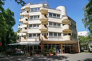 Koordinierende Praxisanleitung (m/w/d) - Werde unser:e Held:in! Berlin - Vitanas Senioren Centrum Am Stadtpark - Praxia