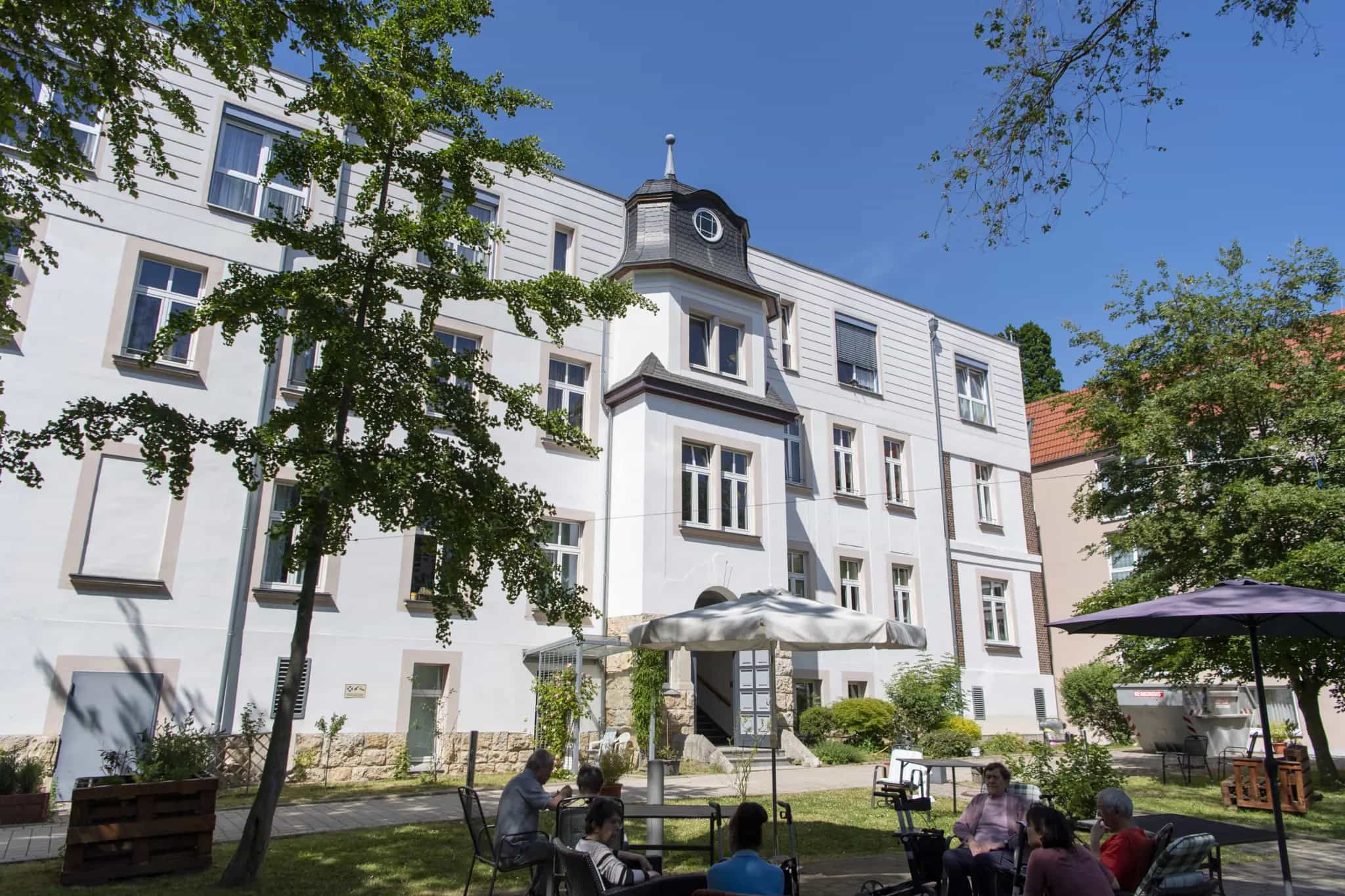 Pflegefachkraft (m/w/d) in Teilzeit - Hier kannst Du durchstarten! Jena - Korian - Haus Curanum Jena - Praxia