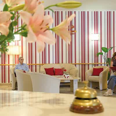 Gelernte Pflegehilfskraft (m/w/d) - Wir freuen uns auf Sie! Erfurt - Residenz Ambiente Erfurt - Praxia