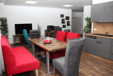 Pflegefachkraft (w/m/d) - Wir pflegen gerne! - Intensivwohngemeinschaften Linimed SüdWest Weinheim - Praxia