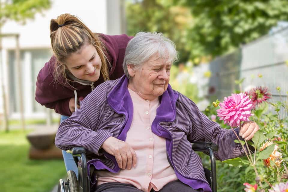 Pflegefachkraft (m/w/d) - Teamarbeit wird bei uns großgeschrieben!  Eschborn - Cordian Hausgemeinschaften Eschborn - Praxia