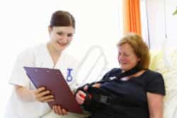 Gesundheits- und Krankenpfleger:in (m/w/d) für unseren OP - Menschlich und kompetent! - Klinik Bogen - Praxia