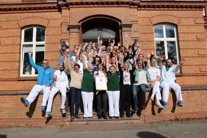 Pflegefachassistenz (w/m/d) - Wir möchten, dass es Dir gut geht! Hagen - VITREA Klinik Hagen-Ambrock - Praxia