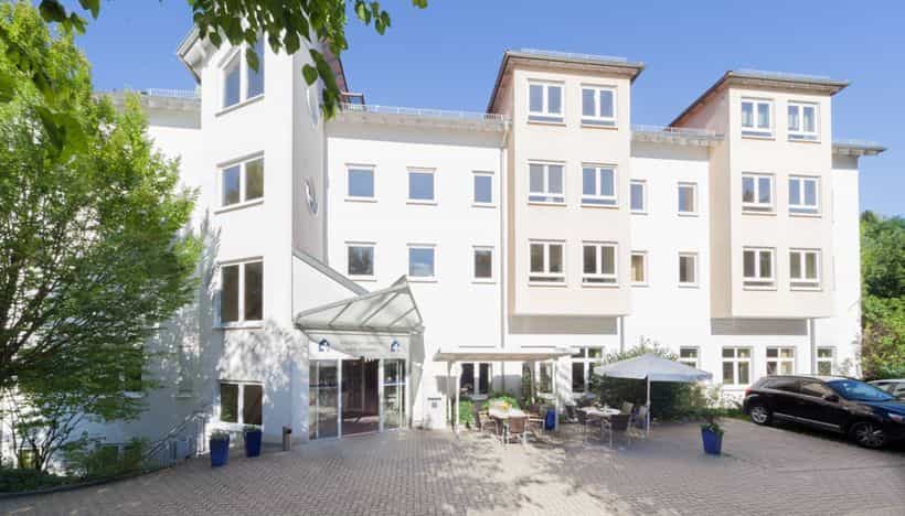 Pflegefachkraft für den Tagesdienst (m/w/d) - Hier sind Sie richtig!  Weingarten (Baden) - Haus Edelberg Senioren-Zentrum Weingarten - Praxia