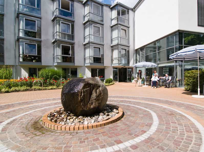 Gelernte Pflegehilfskraft (m/w/d) in Teilzeit - Hier kannst Du durchstarten! Bonn - Seniorenhaus Maria Einsiedeln - Praxia