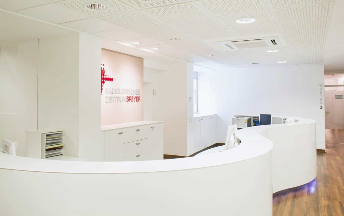 Patientenempfangsmitarbeiter:in (m/w/d) - Werde Teil unseres Teams! Speyer - Radiologisches Zentrum Speyer MVZ GmbH Standort Diakonissen-Stiftungs-Krankenhaus - Praxia