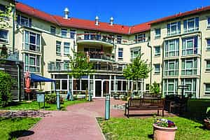 Pflegefachkraft (m/w/d) - Werde unser Held! Halberstadt - Vitanas Senioren Centrum Am Kloster - Praxia