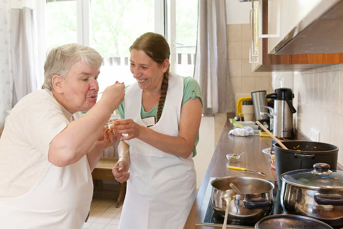 Wohnbereichsleitung (m/w/d) für den psychiatrischen Bereich - Wir haben den passenden Job für Dich! - Agaplesion Bethanien Radeland - Praxia