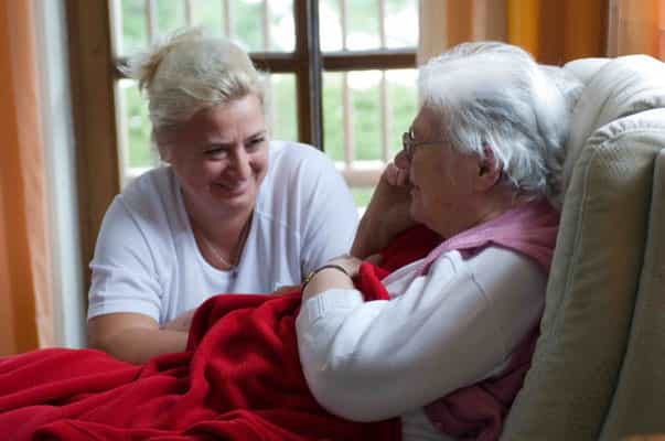 Gelernte Pflegehilfskraft (m/w/d) mit einjähriger Ausbildung - Bewirb dich jetzt! Tegernsee - Seniorenzentrum "Der Schwaighof" GmbH - Praxia