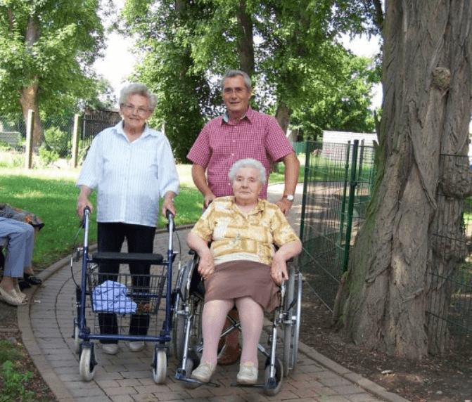 Pflegefachkraft (m/w/d) in Vollzeit - Kollegial und persönlich! Barleben - Haus Hoheneck Altenpflegezentrum Ebendorf - Praxia