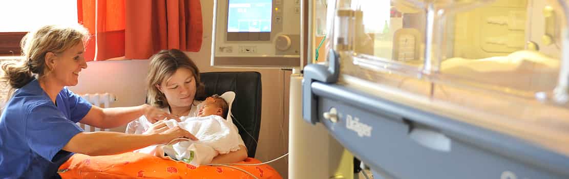 Pflegefachkraft mit pädiatrischer Vertiefung (m/w/d)  für die allgemeine Kinderstation - Wir stehen für eine menschenwürdige Pflege! Herdecke - Gemeinschaftskrankenhaus Herdecke - Praxia