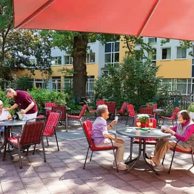 Pflegefachkraft (m/w/d) für den Tagdienst - Überzeuge Dich selbst von unserer Atmosphäre! Chemnitz - SenVital Senioren- und Pflegezentrum Chemnitz Niklasberg - Praxia