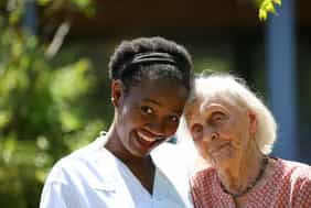 Pflegefachkraft (m/w/d) (mind, 75%) - Hier sind Sie willkommen!  Reilingen - AWO Seniorenzentrum Am Feldrain - Praxia