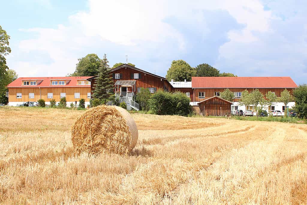 Wohnbereichsleitung (m/w/d) - Arbeiten auf Gut Schwaigwall – eine gute Wahl! Geretsried - Seniorenheim Schwaigwall - Praxia