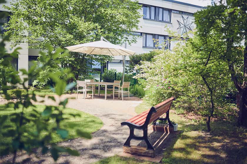 Pflegefachkraft (m/w/d) - Bei uns hat Ihre Gegenwart Zukunft! - Johanniterhaus Celle - Praxia