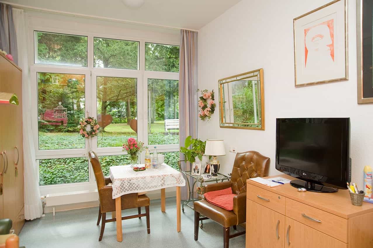 Gelernte Pflegehilfskraft (m/w/d) - Wir suchen Sie! Bonn - Vinzentinerinnen St. Vinzenzhaus - Praxia