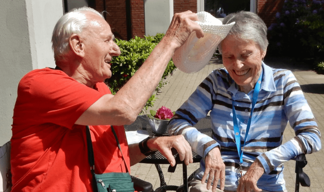 Wohnbereichsleitung (m/w/d) - Wir suchen Zuwachs in unserem Team! Hamburg - Diesterweg-Stiftung - Praxia