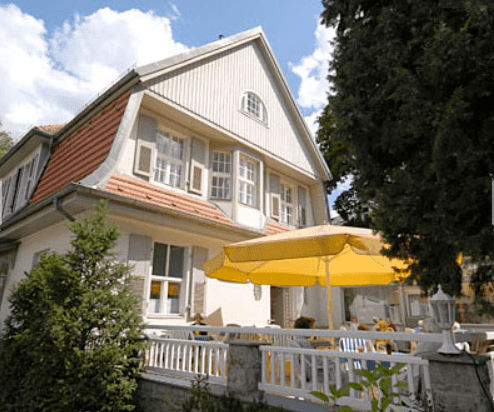 Pflegefachkraft als Dauernachtwache (m/w/d) in Vollzeit - Herzlich willkommen! Berlin - Seniorenpflegeheim Haus Rothenburg - Praxia