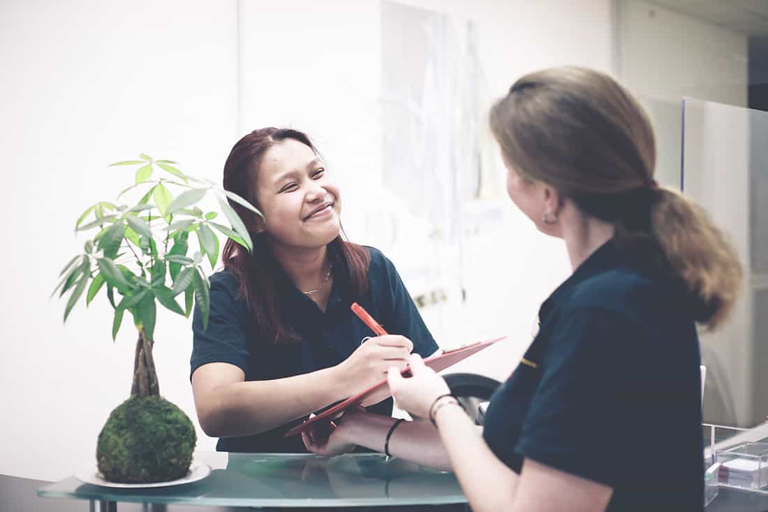 Medizinische:r Fachangestellte:r (m/w/d) – Ihr neuer Arbeitsplatz in einem eingespielten Team! Berlin - Orthopäde Berlin - Orthopädie und Unfallchirurgie in der Zehlendorfer Welle - Praxia