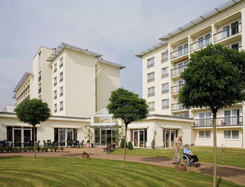 Pflegefachkraft (m/w/d) - Gestalte mit uns gemeinsam die Zukunft! - CURA Seniorencentrum Halle Silberhöhe - Praxia