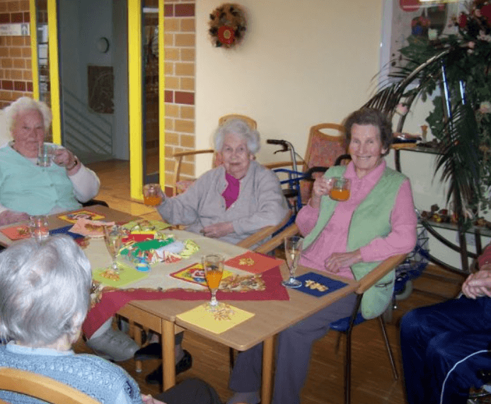 Pflegefachkraft (m/w/d) in Vollzeit - Kollegial und persönlich! Barleben - Haus Hoheneck Altenpflegezentrum Ebendorf - Praxia