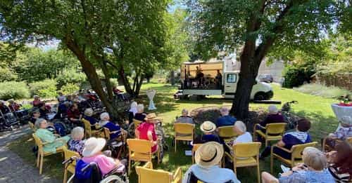 Pflegefachkraft (w/d/m) in Früh- und Spätschicht - Komm in unser motiviertes Team! Bruchsal - AWO Seniorenzentrum Bundschuh - Praxia