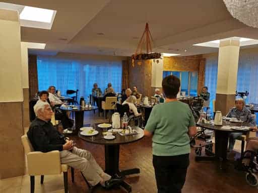 Gelernte Pflegehilfskraft (m/w/d) mit 1-jähriger Ausbildung - Komm in unser familiäres Team! Erfurt - K&S Seniorenresidenz Erfurt - Praxia